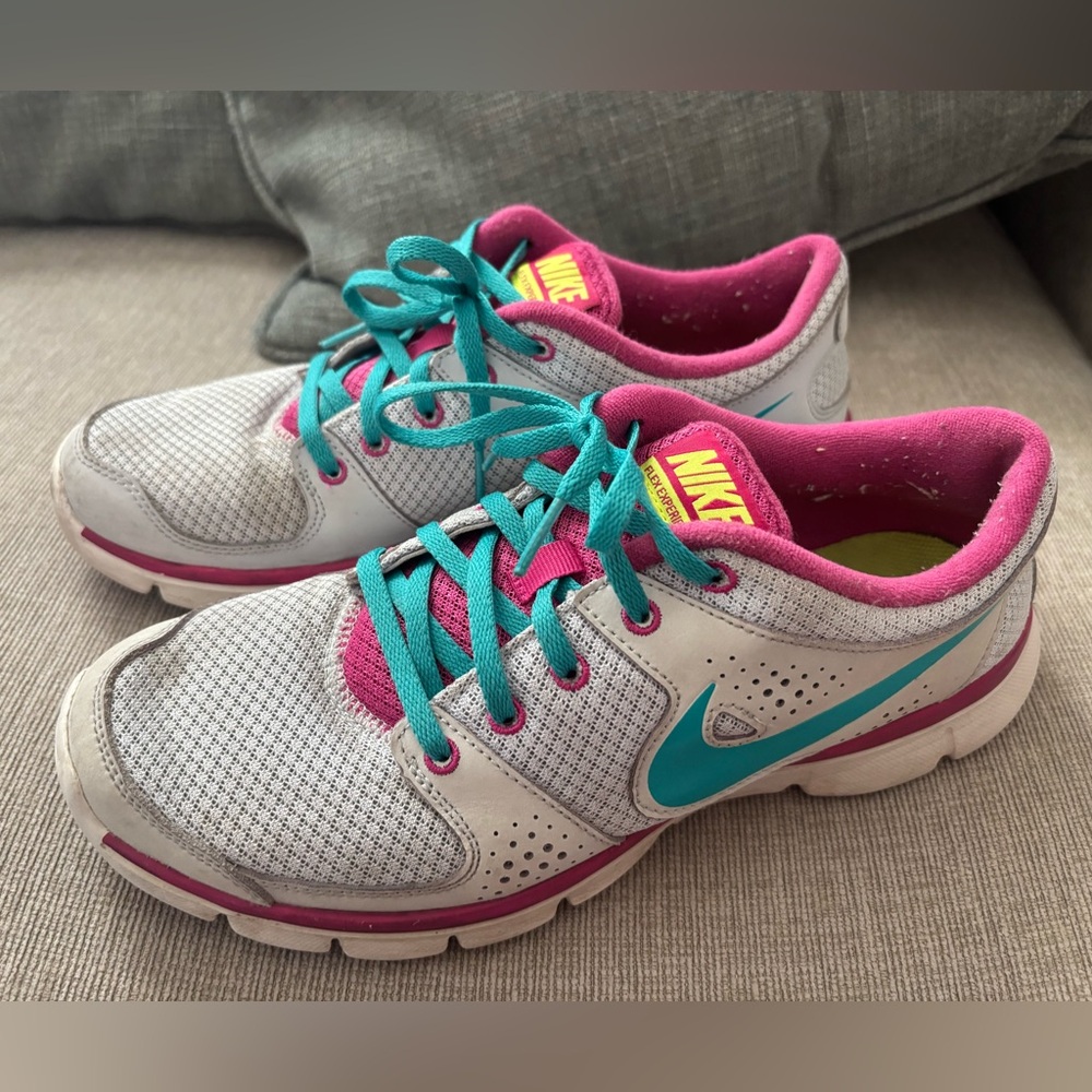 Nike Flex Run Women’s sneaker